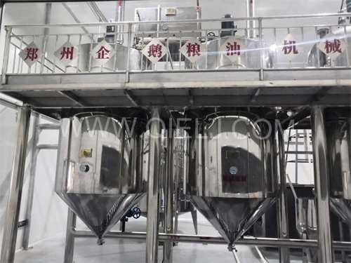 生產(chǎn)濃香花生油的榨油設(shè)備(圖2) 生產(chǎn)濃香花生油的榨油設(shè)備(圖2)